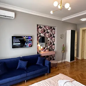 https://premium-apartment-in-spiski-palace.krakowhotelspoland.com